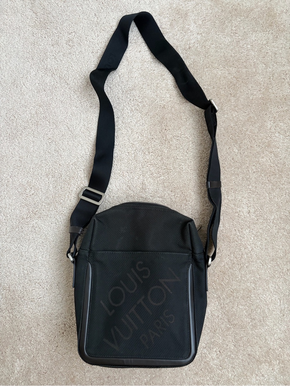 Men’s Black Messenger Crossbody